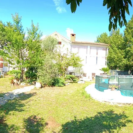 Villarosy Lägenhet